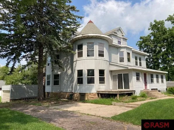 518 2nd Ave SW, Sleepy Eye, MN 56085