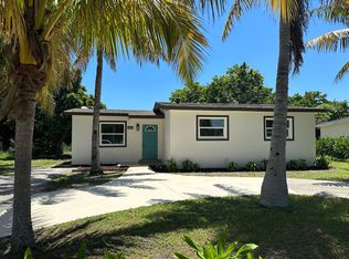 2400 NW 2nd St, Boynton Beach, FL 33435