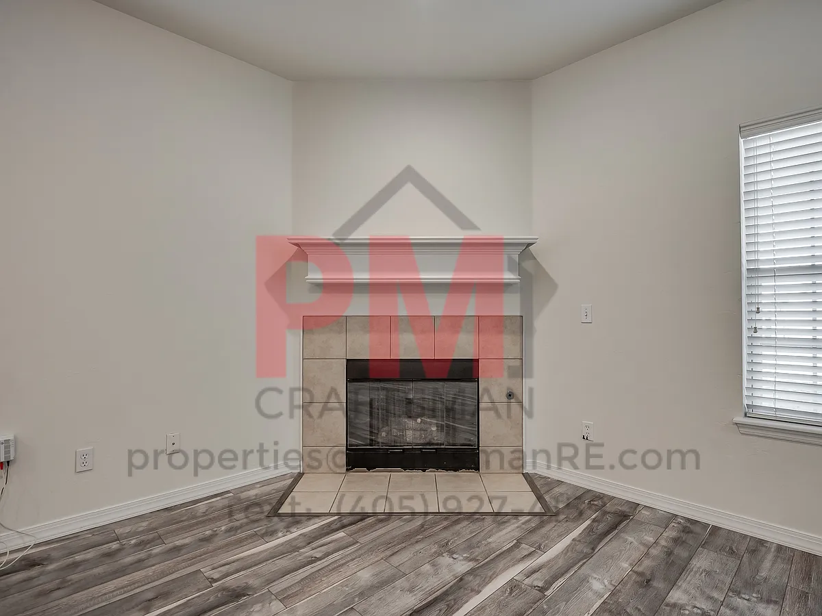Building Photo - 5905 SE 69th St