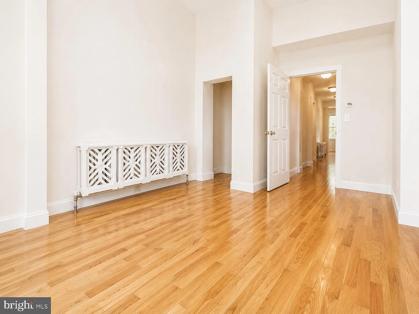 2 bed, 1.0 bath, 1003 sqft, $1,499 — Photo 4
