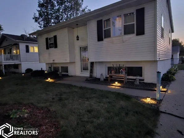 1021 34th St, Fort Madison, IA 52627