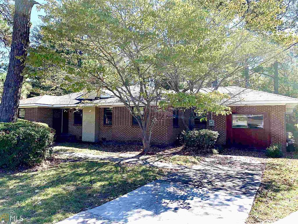 1st image of 206 N Edgewood Dr
