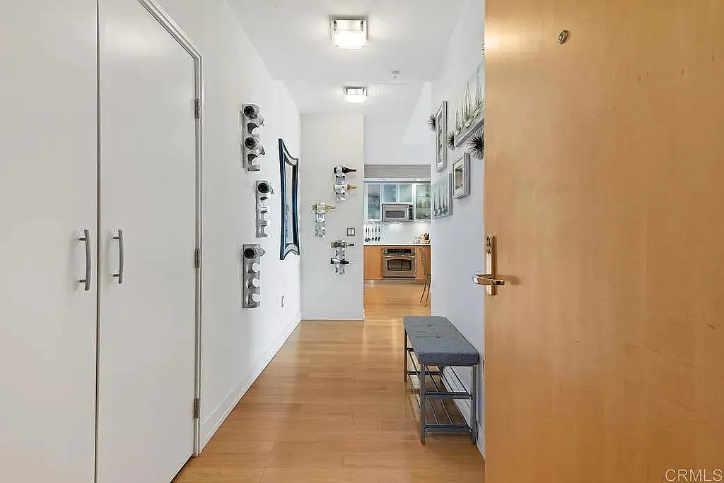 1 bed, 750 sqft, $3,100 — Photo 2