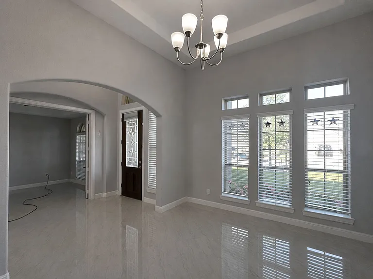 2406 Trocadero Ln — Photo 28