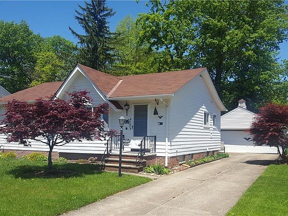 3rd image of 29245 Beechwood Dr