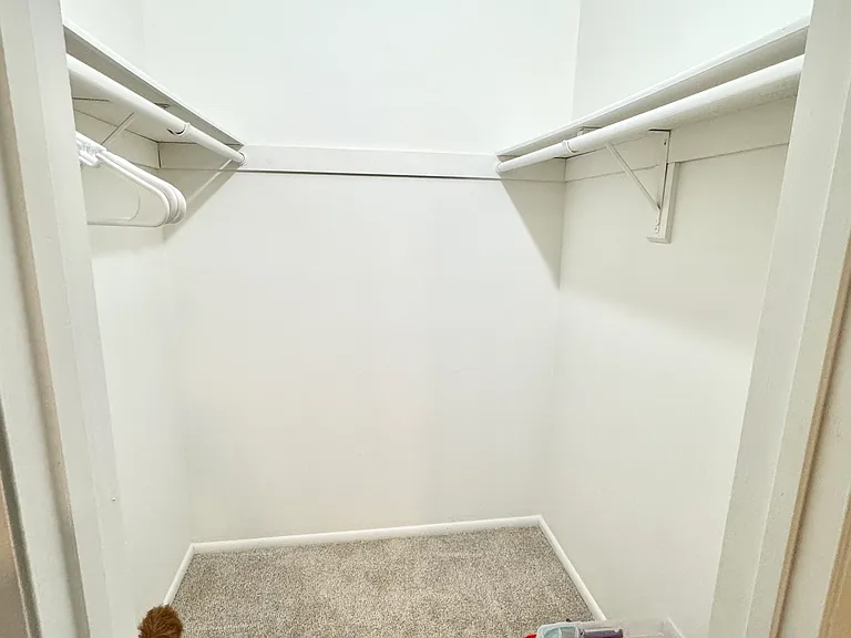 3675 Sylvan Ln — Photo 10