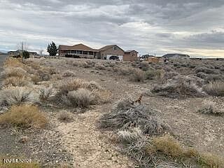 3rd image of 3425 Drayer Ln
