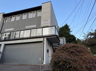 3006 W Barrett St, Seattle, WA 98199