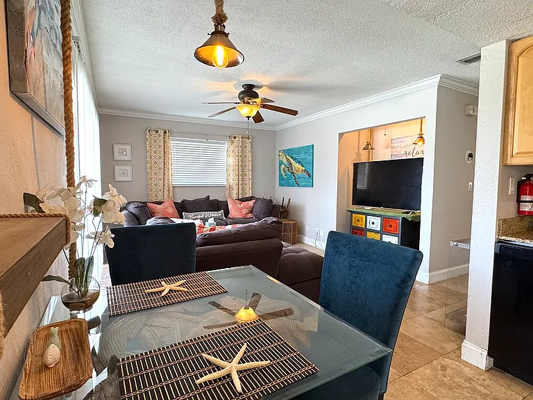 506 University Blvd — Photo 5