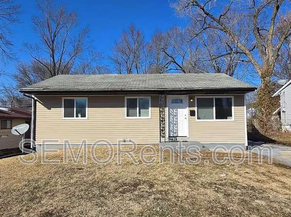 117 Glen Garry Rd, Saint Louis, MO 63137