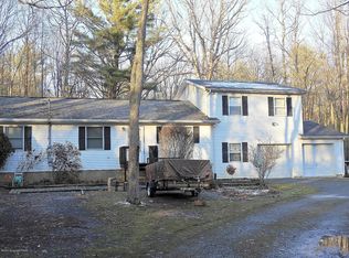 230 Hawthorn Ln, Kunkletown, PA