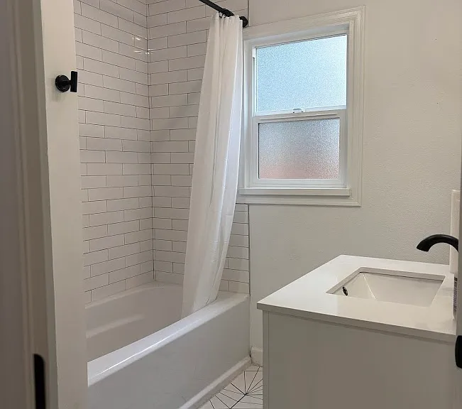 12404 NE 95th St #B — Photo 13
