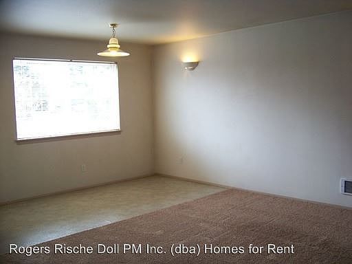 5th image of 1296 NW Elwha Ct