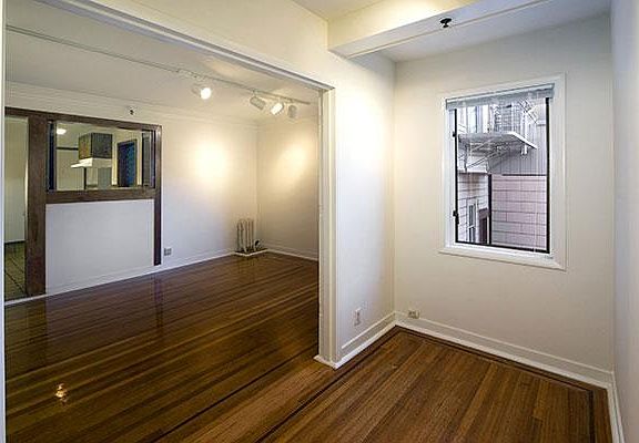 5th image of 1137 Hyde St
