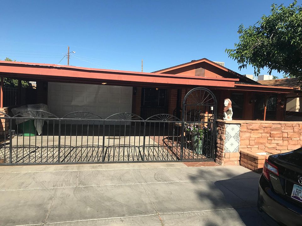 1st image of 8209 S Calle Sahuaro