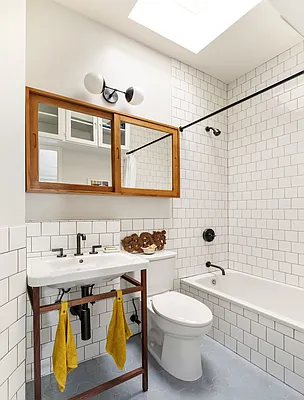 Sold by Compass | media 16