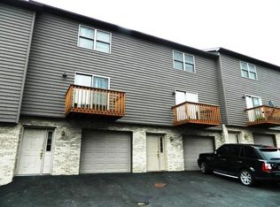 16 Sunridge Dr, Morgantown, WV 26505