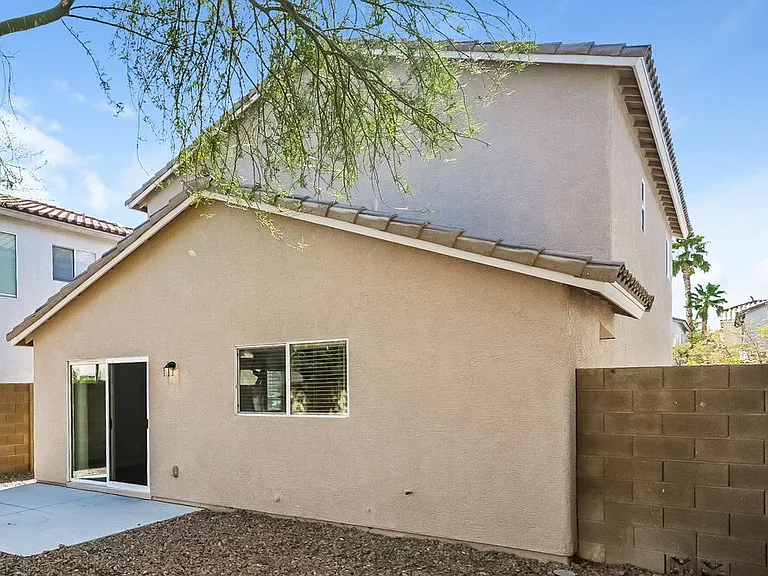 7424 Scottish Castle Ave — Photo 18