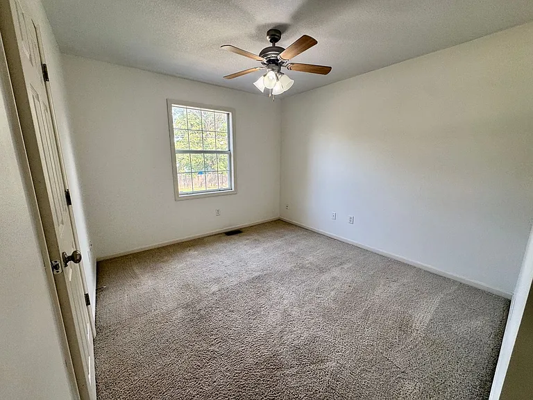 14064 Southern Rd — Photo 15