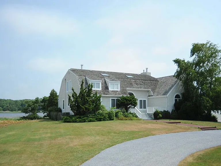 40 Poxabogue Ln — Photo 2