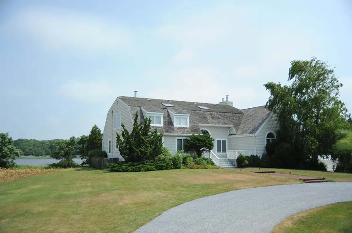Building Photo - 40 Poxabogue Ln
