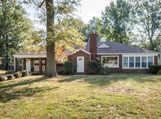 2 Dardenelle Dr, Belleville, IL 62221