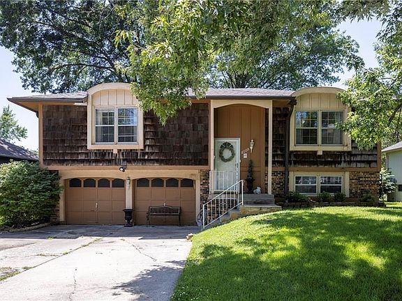 2nd image of 8009 Southview Dr