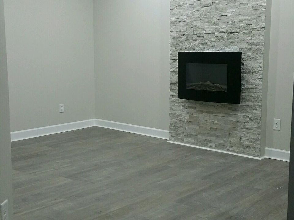 1st image of 845 Wealthy St SE #1-5