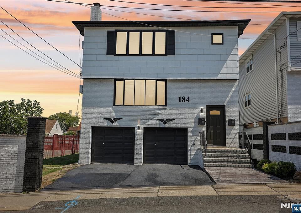 1st image of 184 Albert Street