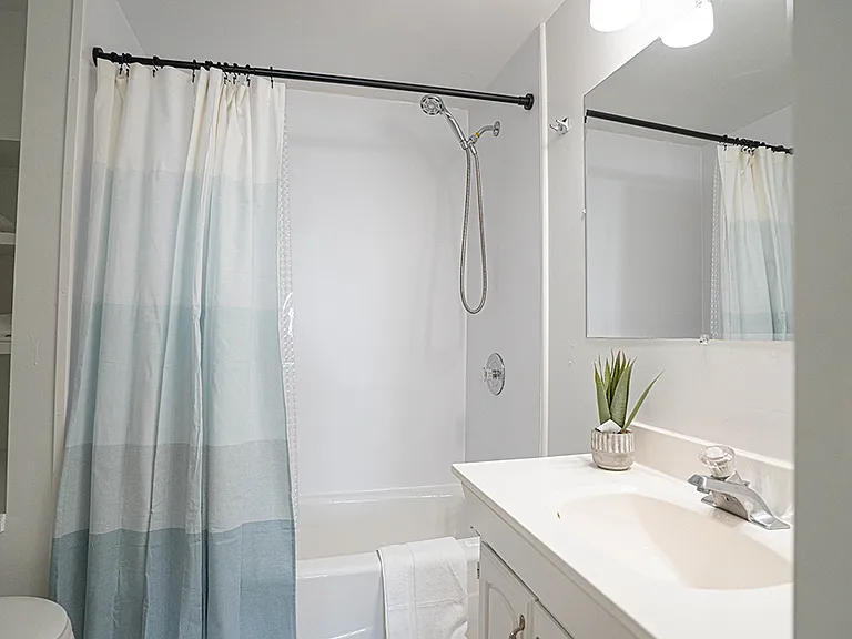 4027 Beach Dr SW #1 — Photo 17