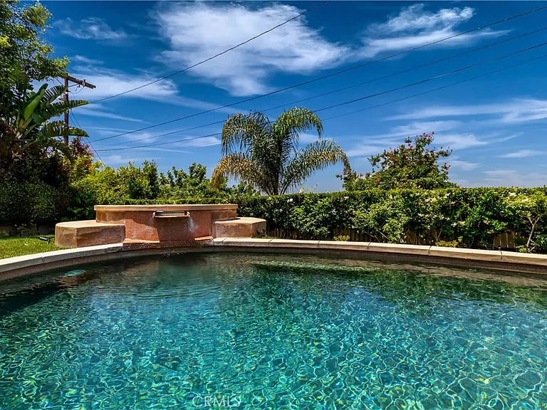 3546 Berry Dr — Photo 37