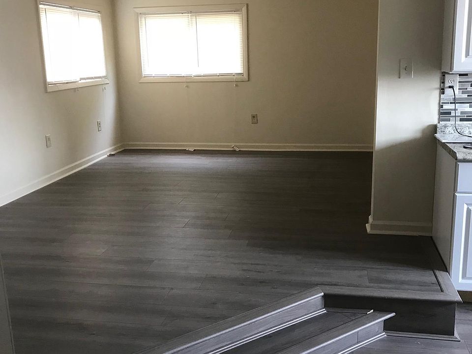 Dining Room Area