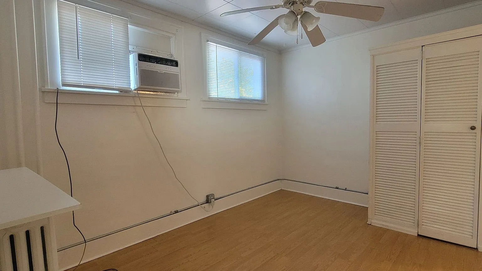 0428 Greenwood — Photo 4