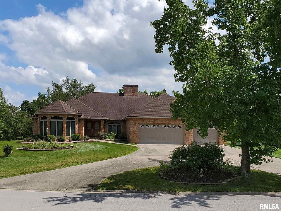 1st image of 421 Deer Lake Dr W