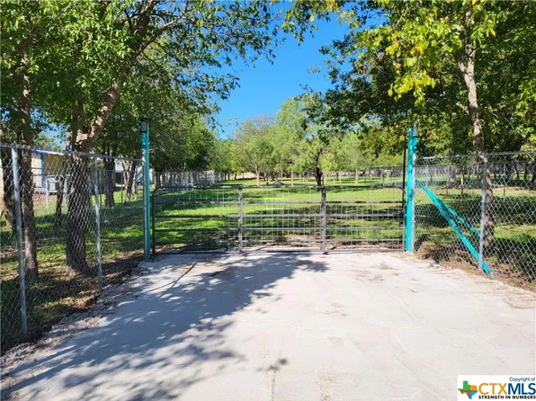 189 Signal St, Kempner, TX 76539