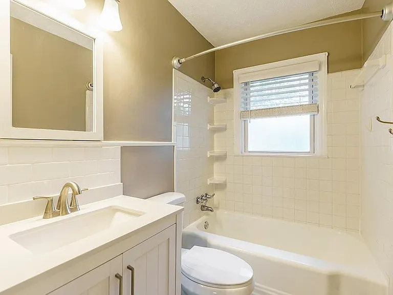 493 Barkley Dr — Photo 18
