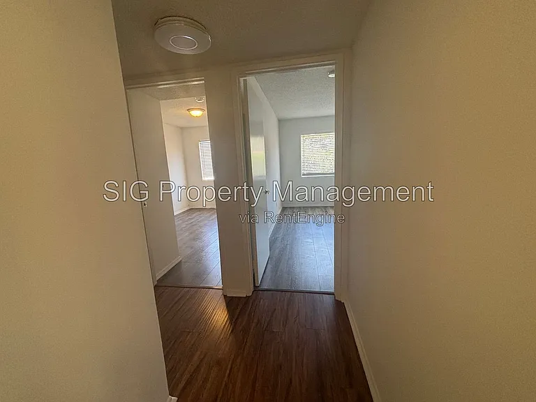 Commerce, 10241 — Photo 12