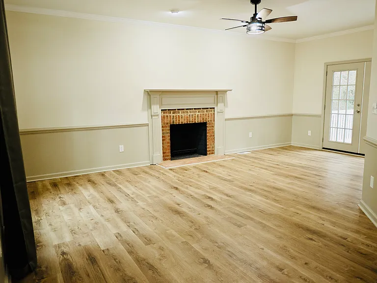 6001 Brown Swiss Way — Photo 40