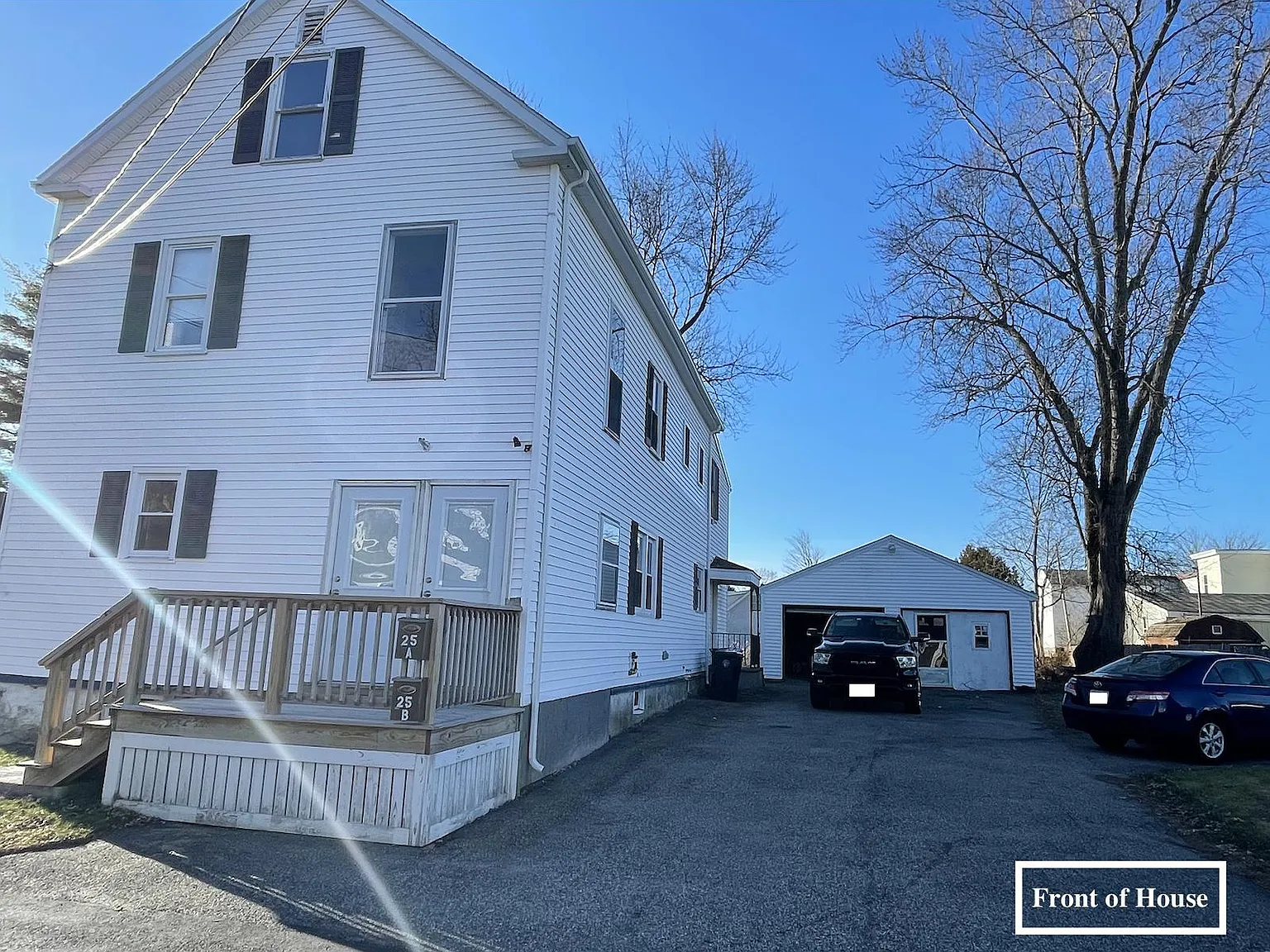 3 bed, 1400 sqft, $2,550 — Photo 1