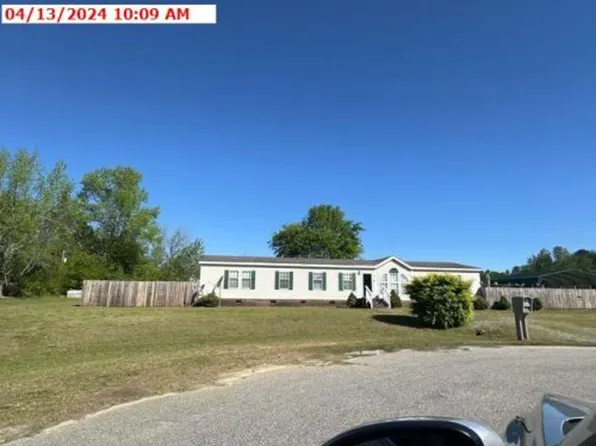 2 Cold Camp Rd, Parkton, NC 28371