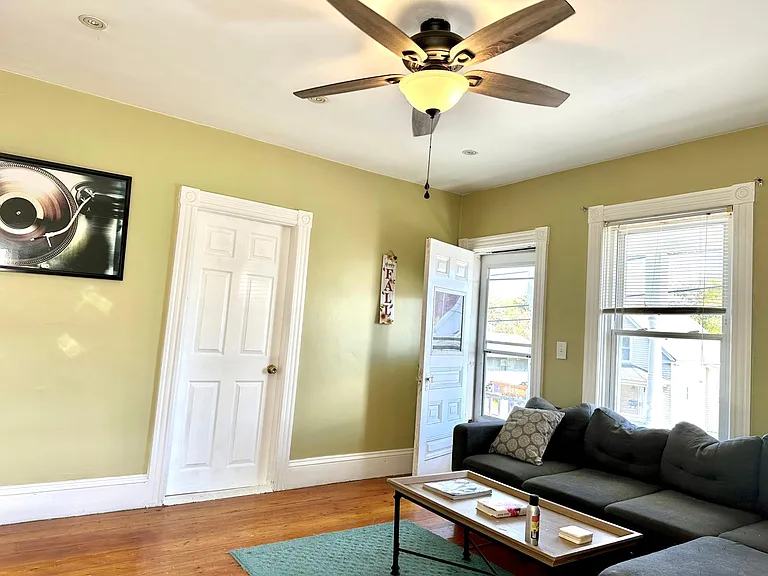 109 Arlington Ave #2 — Photo 6