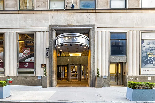 Sold by Compass | media 7