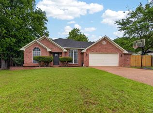 919 Corey Dr, Whitehouse, TX 75791