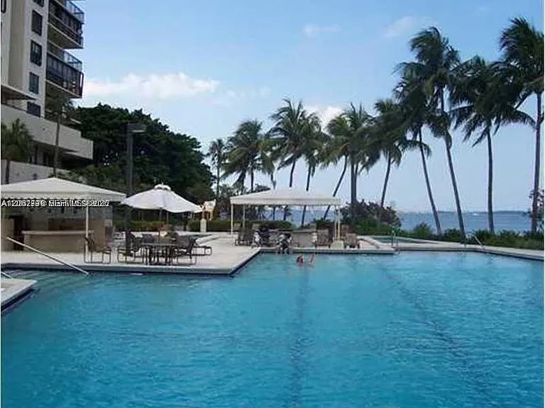 2333 Brickell Ave #307 — Photo 5