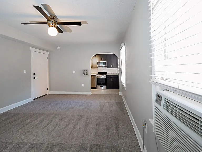 Bigelow Chapman Apartments — Photo 16
