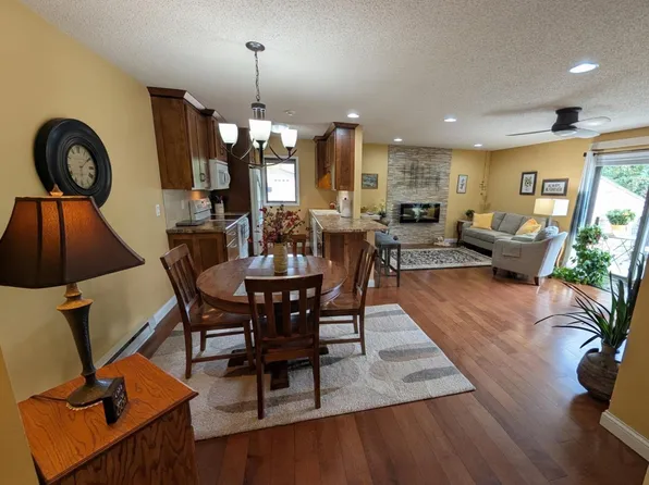 1825 Perlich Ave APT 207, Red Wing, MN 55066