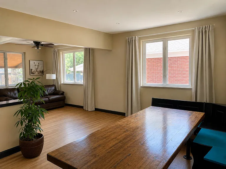 1246 Locust St — Photo 4