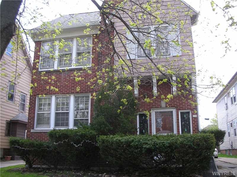 1st image of 115 E Morris Ave
