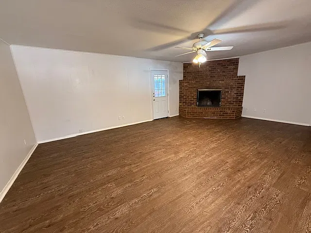 3 bed, 1920 sqft, $1,595 — Photo 2