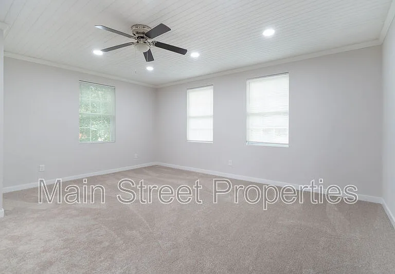 118 Czar Ln — Photo 10
